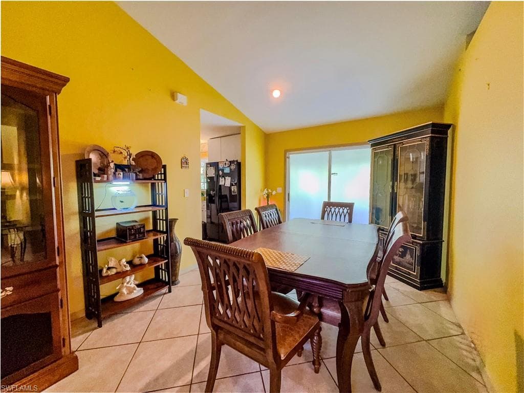 2911 14th Ave SE, Naples, FL 34117-12