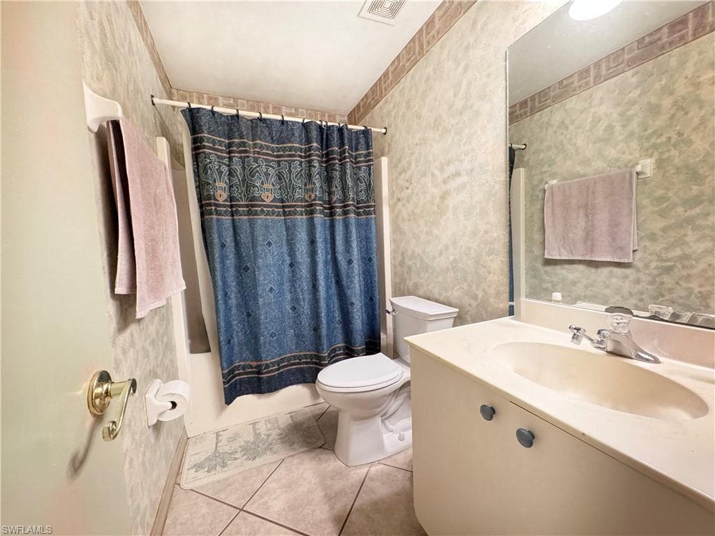 2911 14th Ave SE, Naples, FL 34117-25