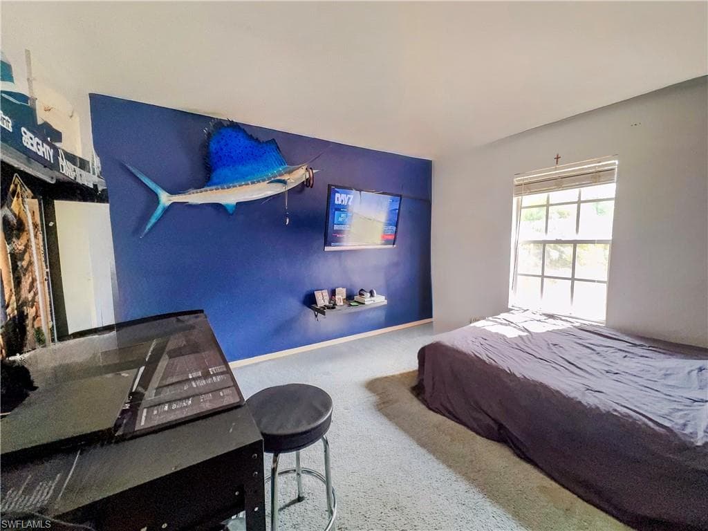 2911 14th Ave SE, Naples, FL 34117-26