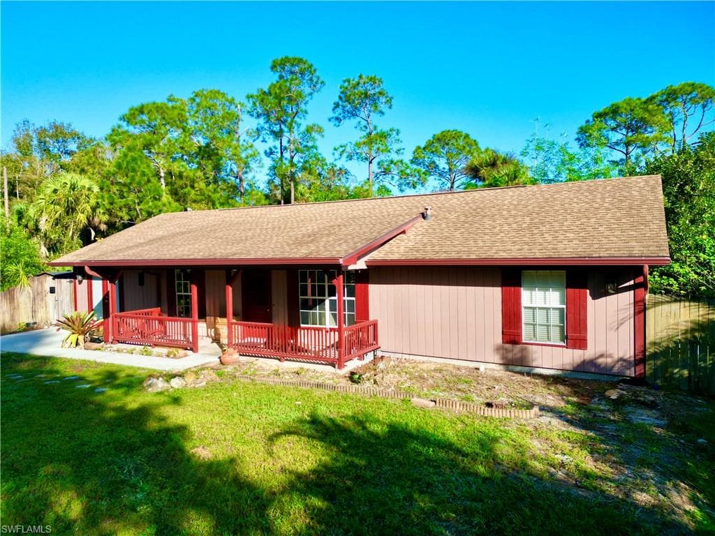2911 14th Ave SE, Naples, FL 34117-4