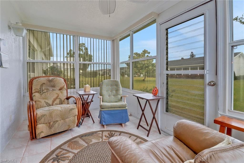 7008 Cedarhurst Dr, Fort Myers, FL 33919-24