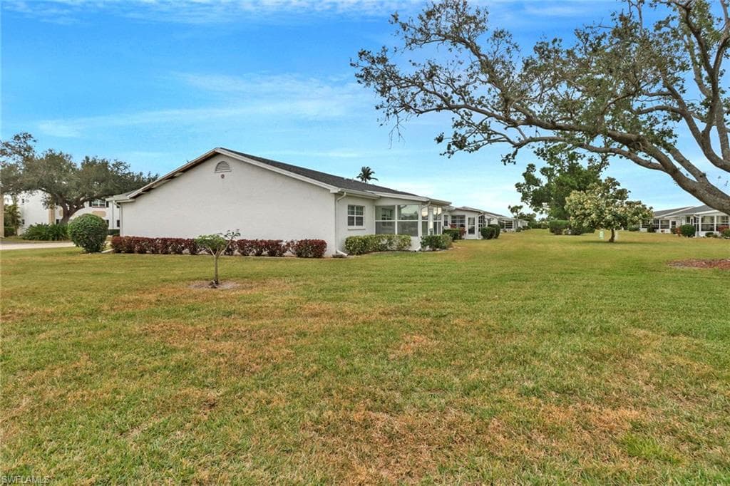 7008 Cedarhurst Dr, Fort Myers, FL 33919-25