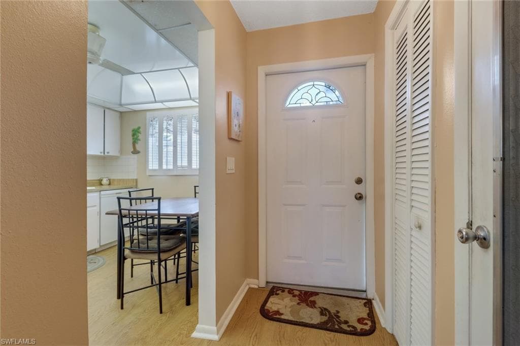 7008 Cedarhurst Dr, Fort Myers, FL 33919-4