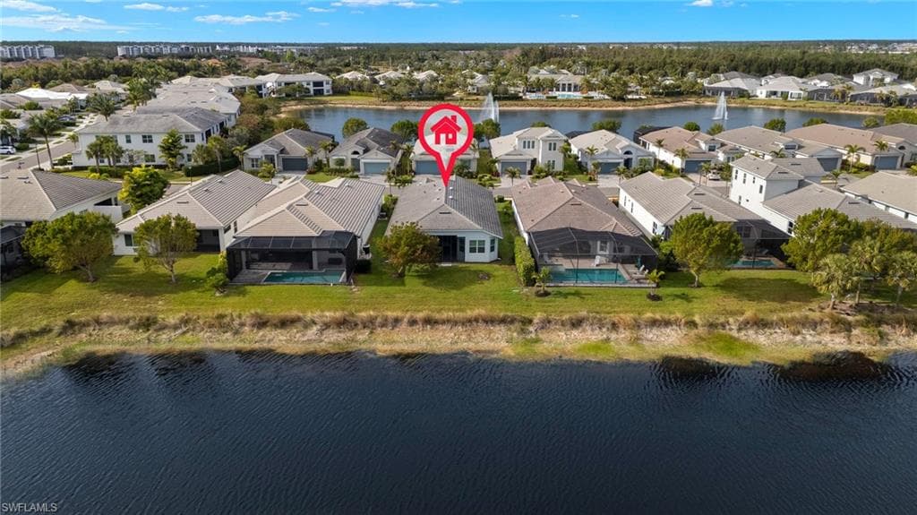 8880 Redonda Dr, Naples, FL 34114-8