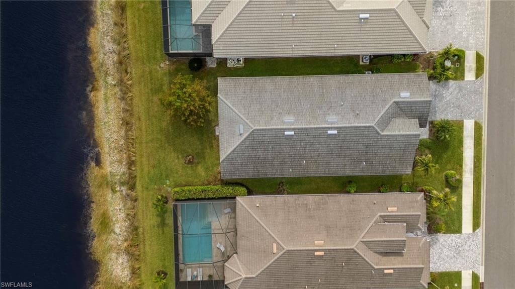 8880 Redonda Dr, Naples, FL 34114-35