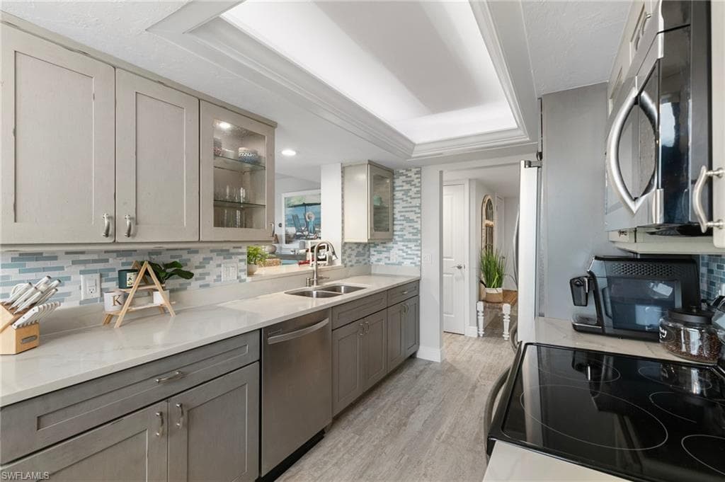 17 Bluebill Ave 1101, Naples, FL 34108-13