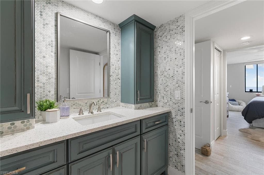 17 Bluebill Ave 1101, Naples, FL 34108-23