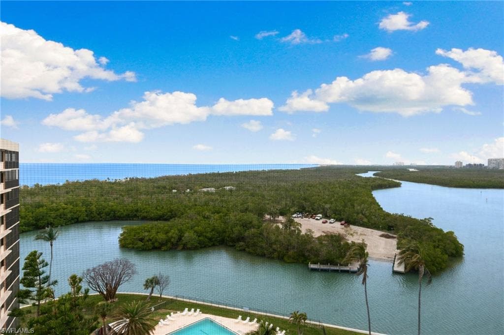 17 Bluebill Ave 1101, Naples, FL 34108-30