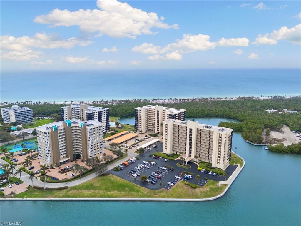 17 Bluebill Ave 1101, Naples, FL 34108-35