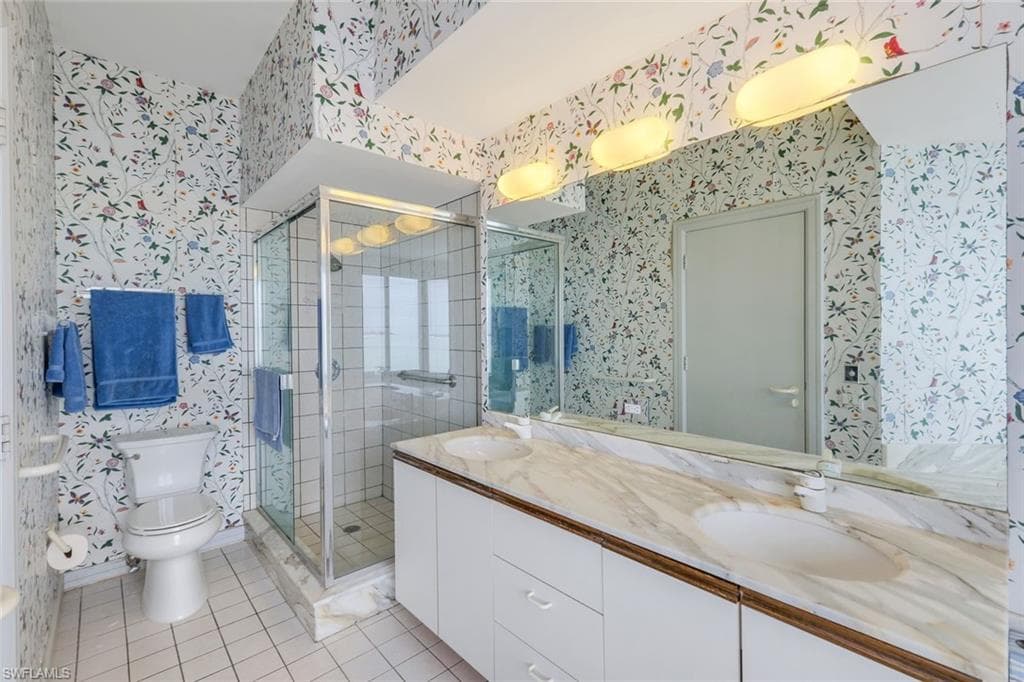 210 La Peninsula Blvd 210, Naples, FL 34113-21