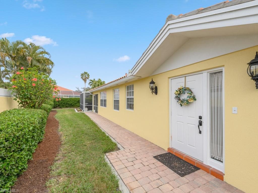 5678 Eleuthera Way, Naples, FL 34119-1
