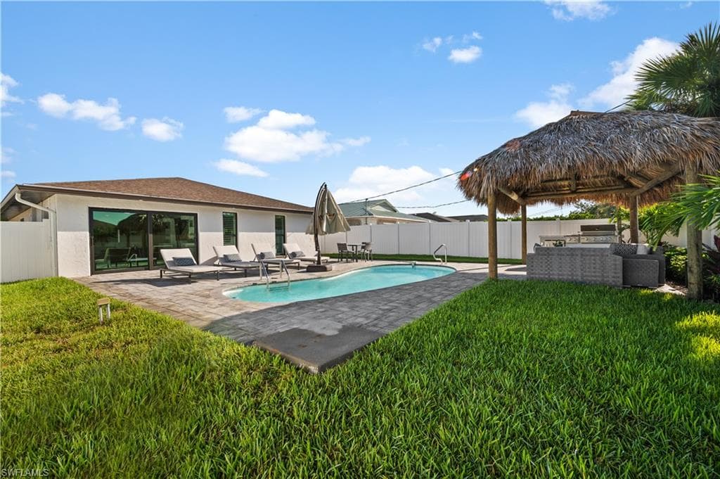 538 106th Ave N, Naples, FL 34108-27