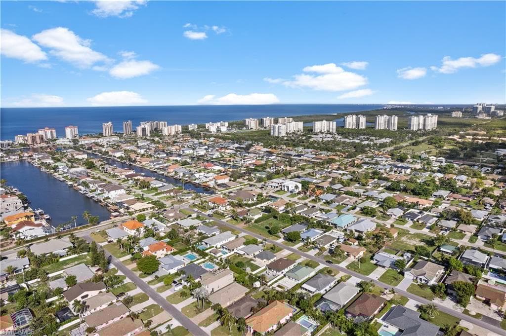 538 106th Ave N, Naples, FL 34108-32