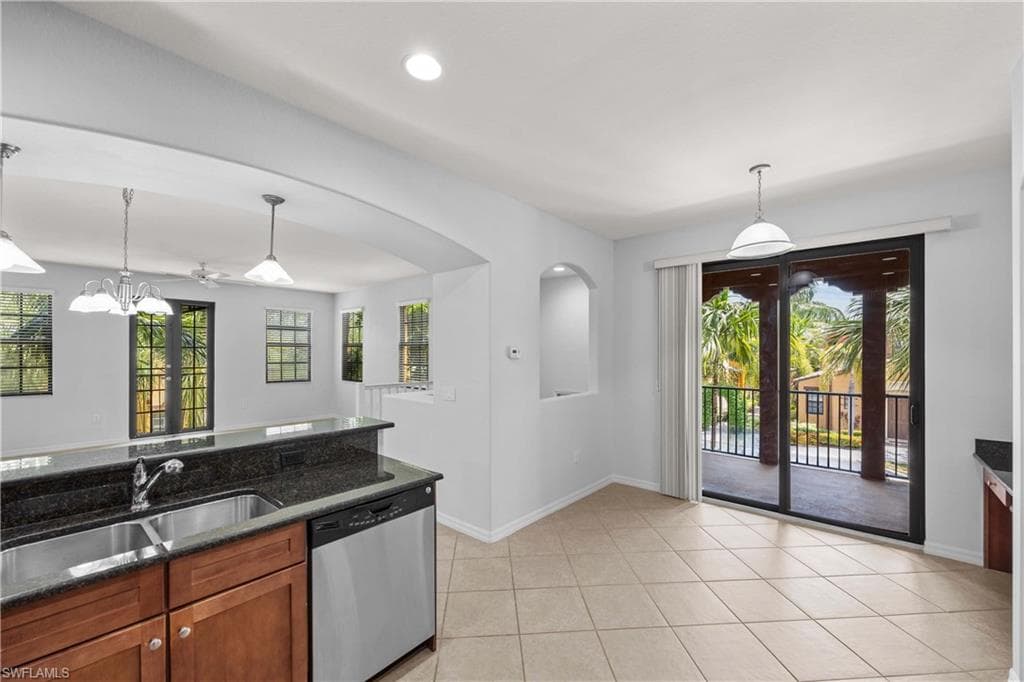 8979 Malibu St 1401, Naples, FL 34113-14