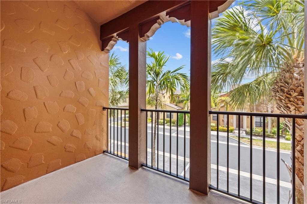 8979 Malibu St 1401, Naples, FL 34113-24