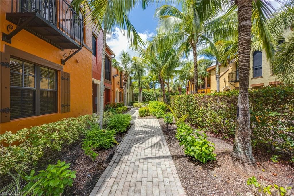 8979 Malibu St 1401, Naples, FL 34113-4