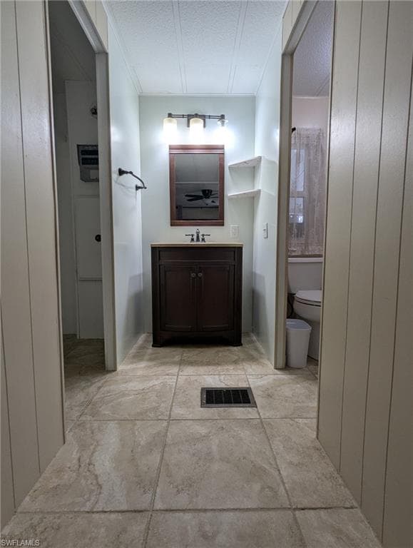9269 Lord Rd, Bonita Springs, FL 34135-19