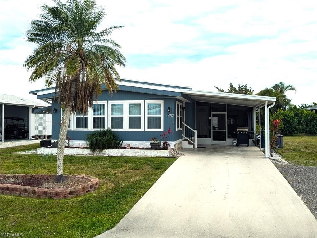9269 Lord Rd, Bonita Springs, FL 34135-3