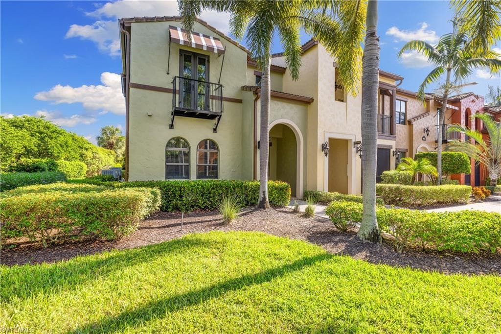 9050 Capistrano St N 4105, Naples, FL 34113-2