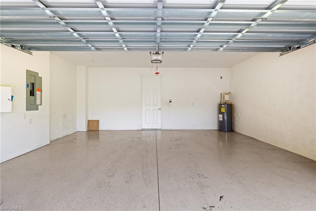 9050 Capistrano St N 4105, Naples, FL 34113-30