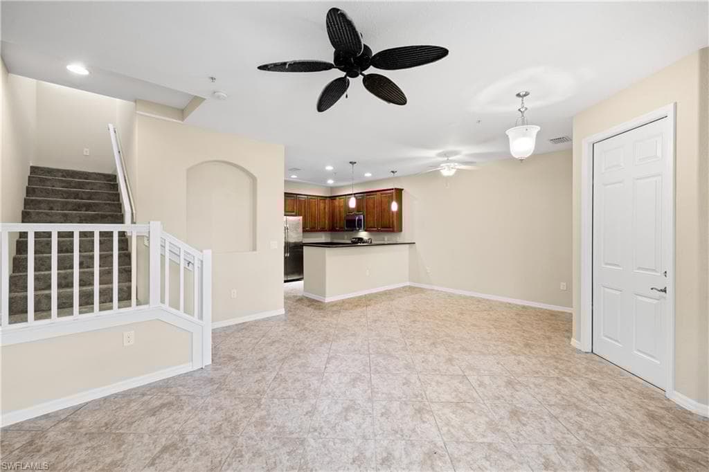 9050 Capistrano St N 4105, Naples, FL 34113-8