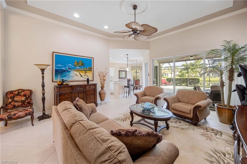 6786 Bent Grass Dr, Naples, FL 34113-9