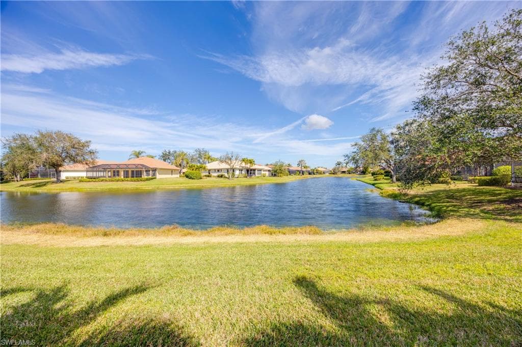 6786 Bent Grass Dr, Naples, FL 34113-30