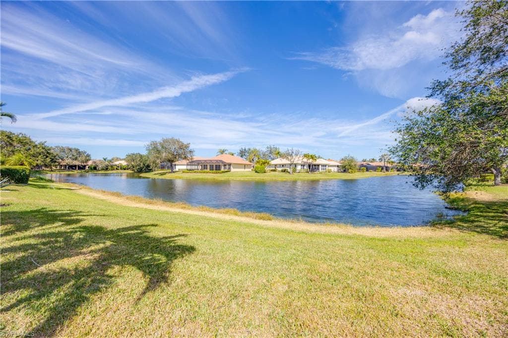 6786 Bent Grass Dr, Naples, FL 34113-31
