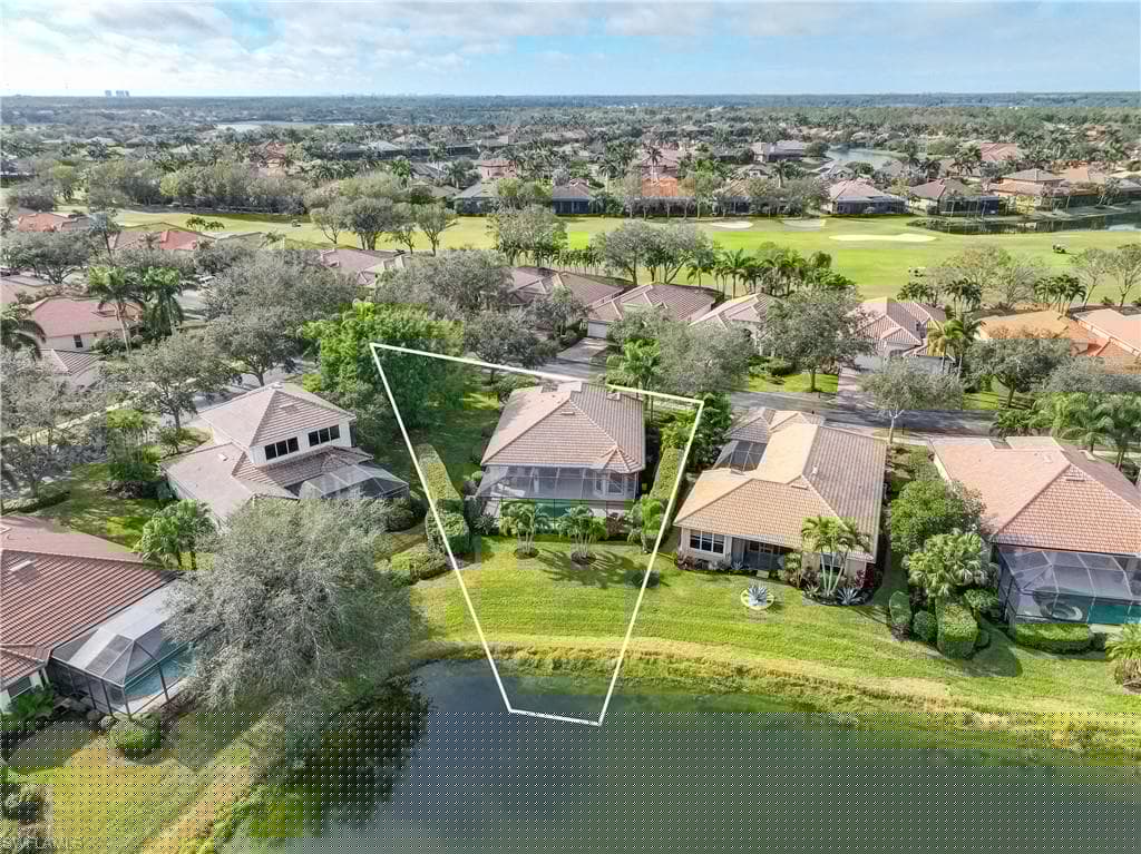 6786 Bent Grass Dr, Naples, FL 34113-32