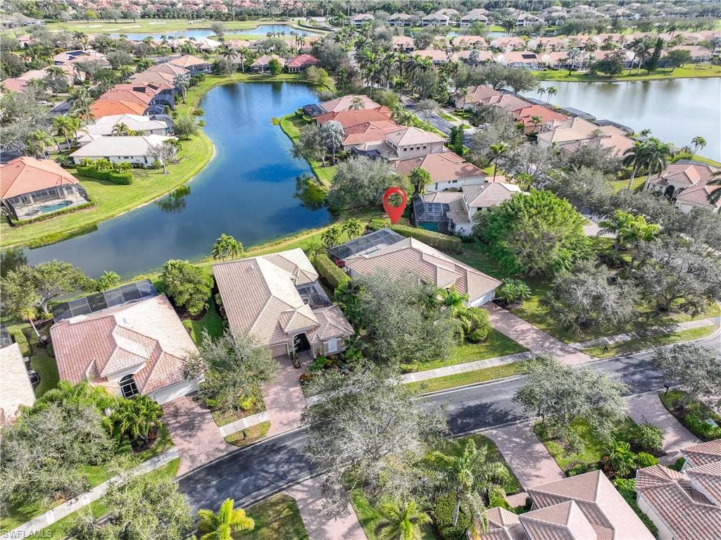 6786 Bent Grass Dr, Naples, FL 34113-36