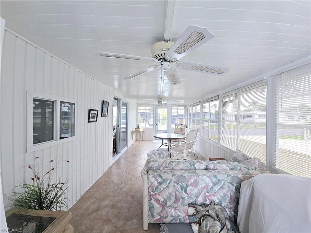 113 Enchanting Blvd E-113, Naples, FL 34112-9