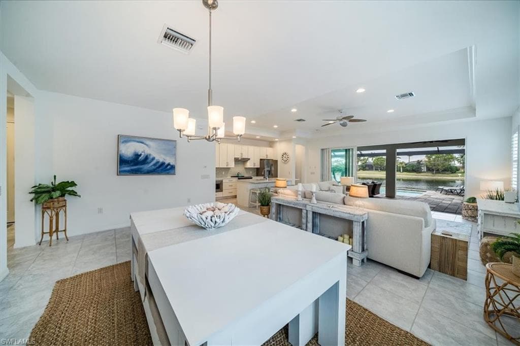 14552 Topsail Dr, Naples, FL 34114-10