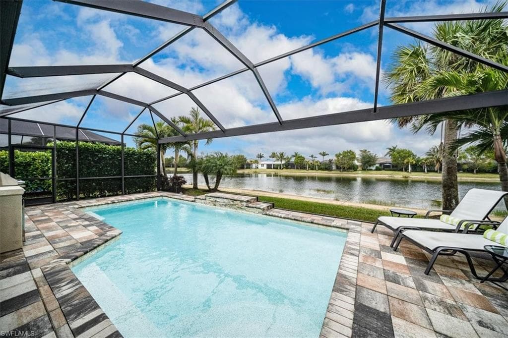 14552 Topsail Dr, Naples, FL 34114-32