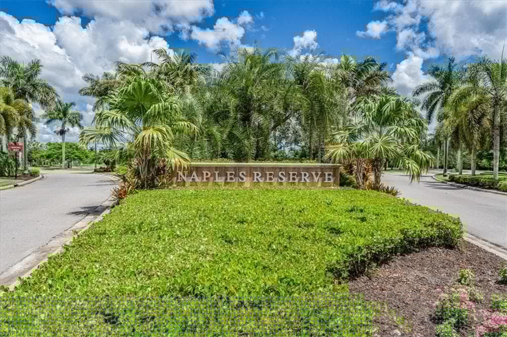 14552 Topsail Dr, Naples, FL 34114-41