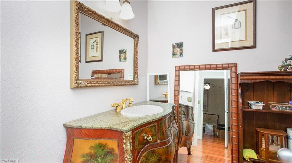 303 Quail Forest Blvd 224, Naples, FL 34105-16