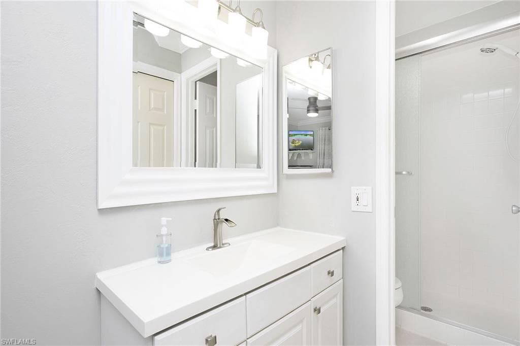 1375 Mainsail Dr 1712, Naples, FL 34114-21