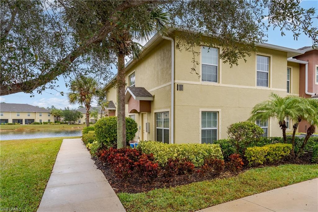 9101 Gervais 1702, Naples, Fl 34120-1