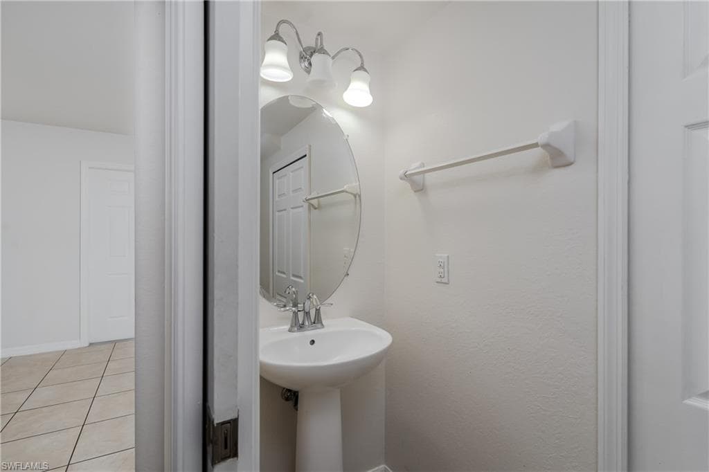 9101 Gervais 1702, Naples, Fl 34120-21