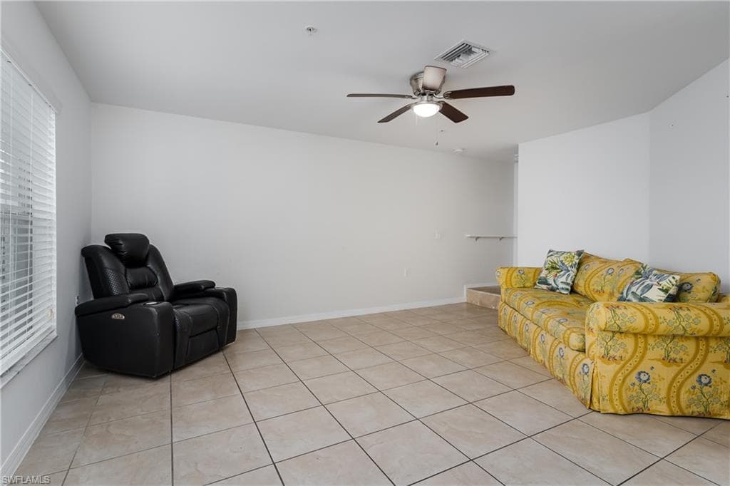 9101 Gervais 1702, Naples, Fl 34120-22