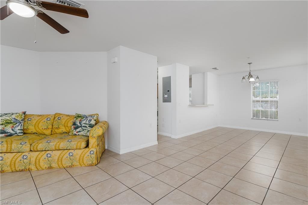 9101 Gervais 1702, Naples, Fl 34120-24