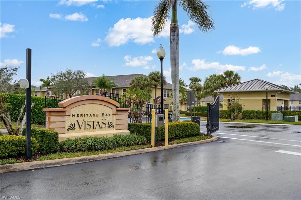 9101 Gervais 1702, Naples, Fl 34120-29
