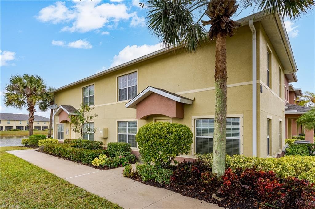 9101 Gervais 1702, Naples, Fl 34120-3