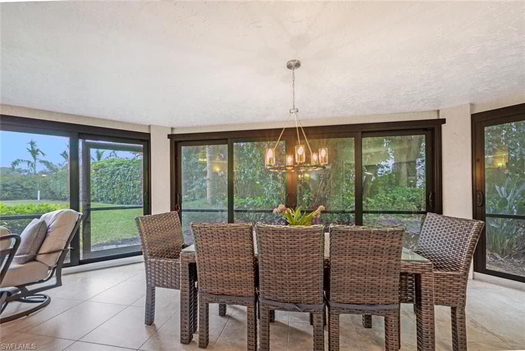 5880 Via Lugano 104, Naples, FL 34108-18