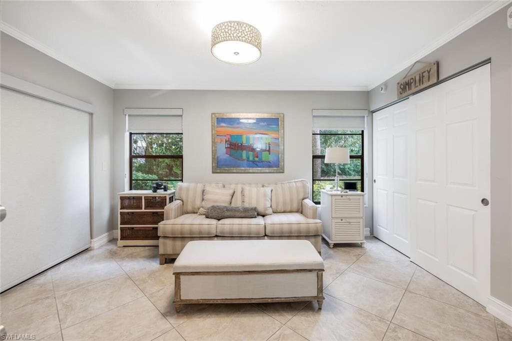 5880 Via Lugano 104, Naples, FL 34108-21