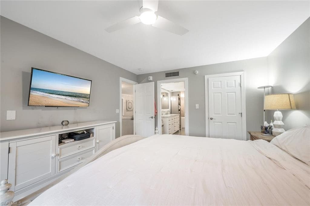 5880 Via Lugano 104, Naples, FL 34108-24