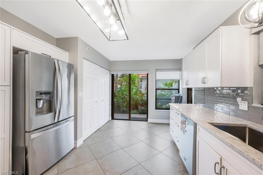 5880 Via Lugano 104, Naples, FL 34108-7