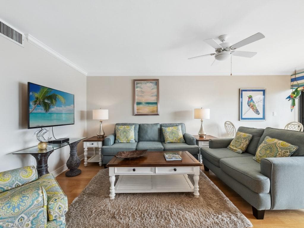 3200 Gulf Shore Blvd N 407, Naples, FL 34103-10