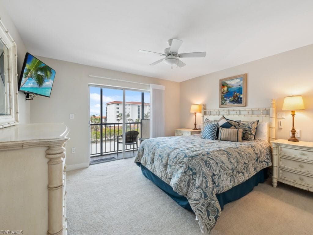 3200 Gulf Shore Blvd N 407, Naples, FL 34103-15