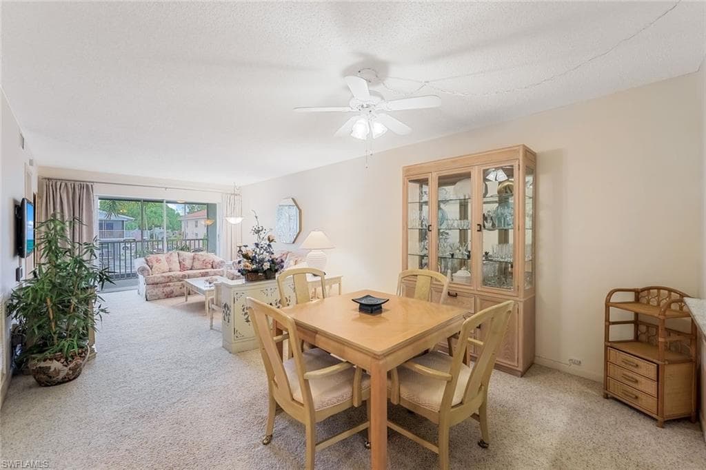 1686 Blue Point Ave B9, Naples, FL 34102-9