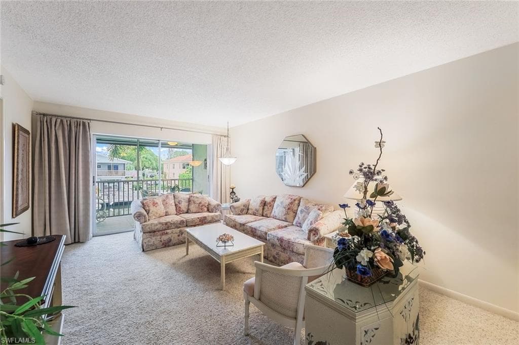 1686 Blue Point Ave B9, Naples, FL 34102-6